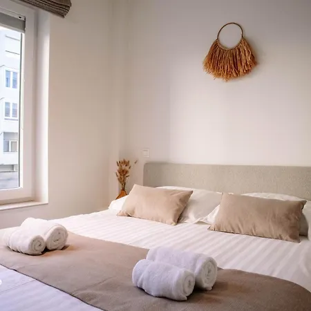 Appartement Zephyr - Stijlvol Met Terras En Panoramisch Zeezicht