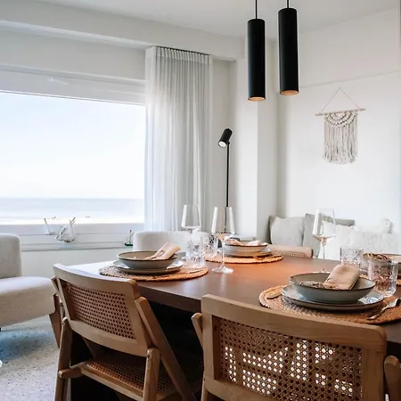 Appartement Zephyr - Stijlvol Met Terras En Panoramisch Zeezicht Ostende